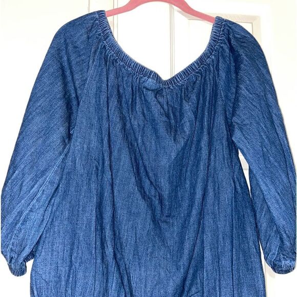 Universal thread long sleeve flowy denim blouse size large - Picture 1 of 4